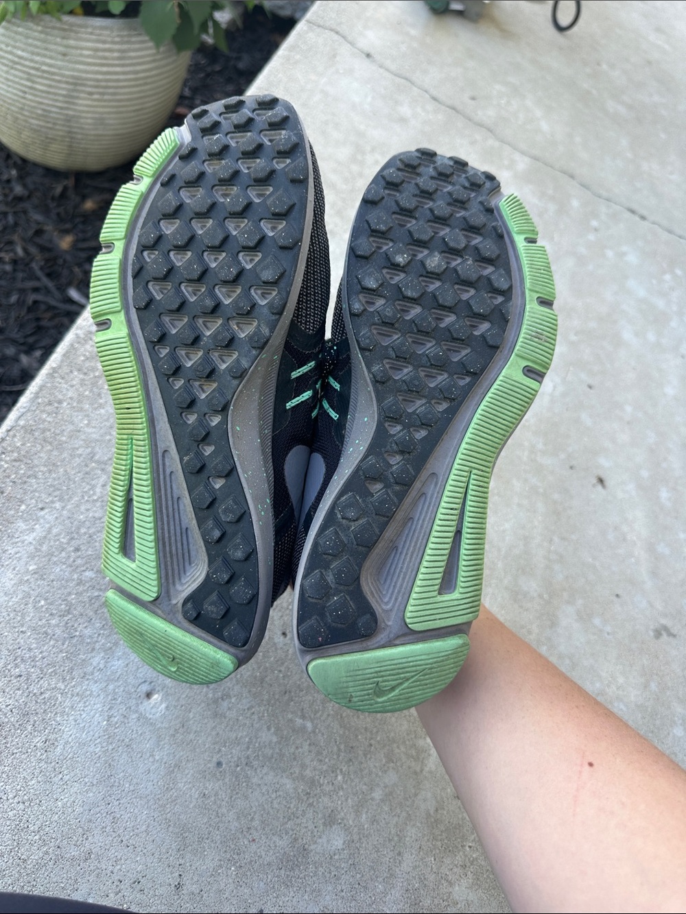 Nike run swift women’s tennis shoes size 9 - Picture 4 of 6